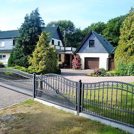 Ferienwohnung 2 Bei Familie Saupe Schaprode Eksteriør bilde